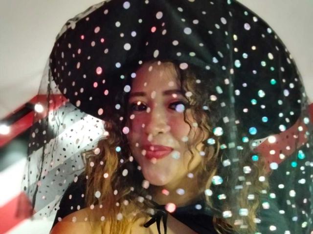 IamAhYours - Live porn &amp; sex cam - 23062581