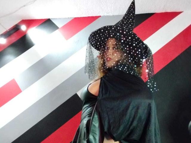 IamAhYours - Live sex cam - 23062585