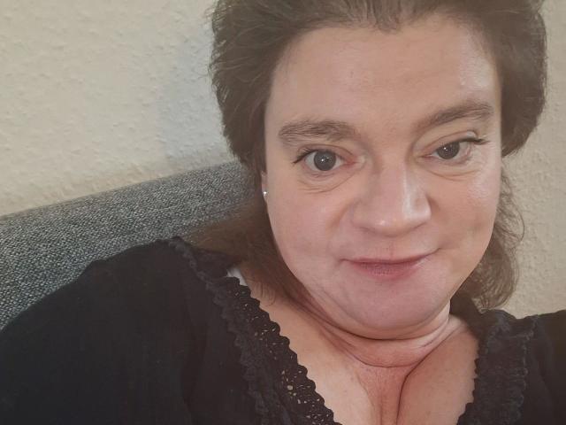 MollyBoobs-hot - Live sex cam - 23063813