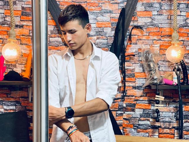 JeicobMuller - Live Sex Cam - 23065149