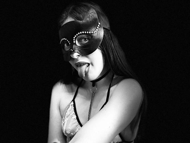 BlueViolette - Live sex cam - 23066269