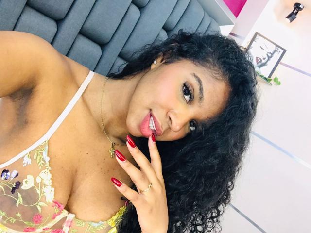 LisaMendez - Live sexe cam - 23069293