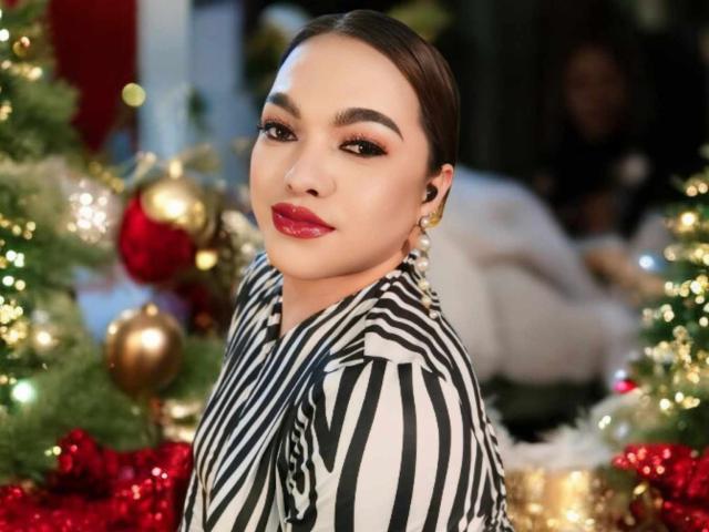 BoobsieBigCock - сексуальная веб-камера в реальном времени - 23070213