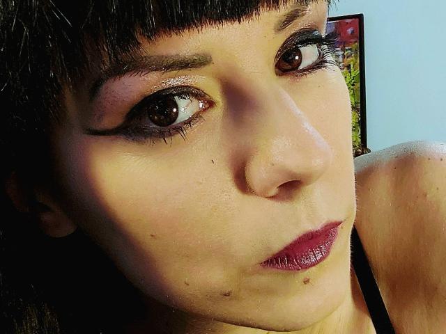 OrianaLaFrancaise - Live sex cam - 23074873