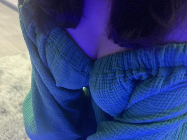 Goldina - Live Sex Cam - 23075069