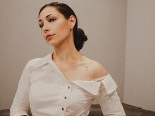 LiluGrants - Young women - 40 years old