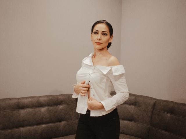 LiluGrants - Sexe cam en vivo - 23081137