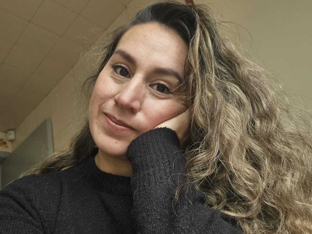 AliceDussan - Live Sex Cam - 23081145