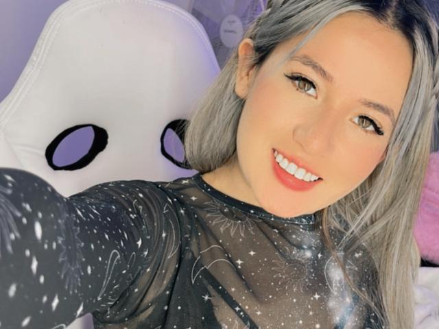 NickySexFire - Live sex cam - 23082341