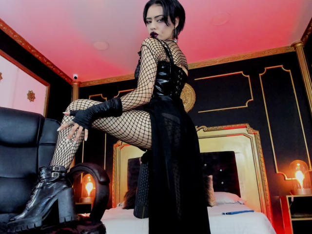 MadameValeriaKos - Sexe cam en vivo - 23084137