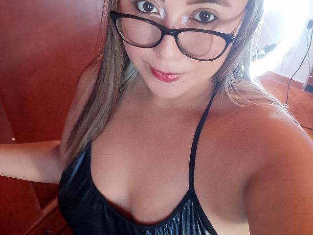 NatashaBeckeer - Live sex cam - 23084441
