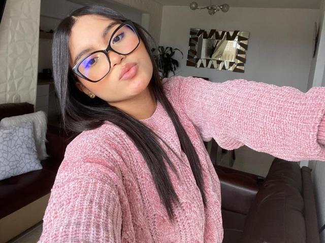 MiiaPalmer - Live porn &amp; sex cam - 23084981