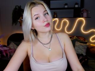 AliceCole - Live Sex Cam - 23088689