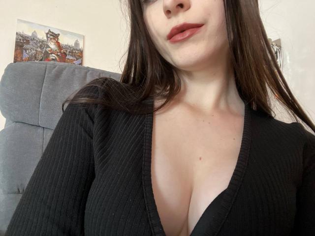 Valissia - Live Sex Cam - 23090237