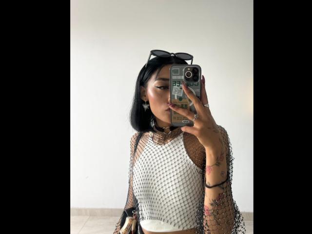 SalomeMille - Live porn &amp; sex cam - 23091373