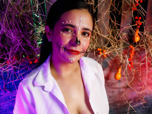 LailaRogerts - Live sex cam - 23093449