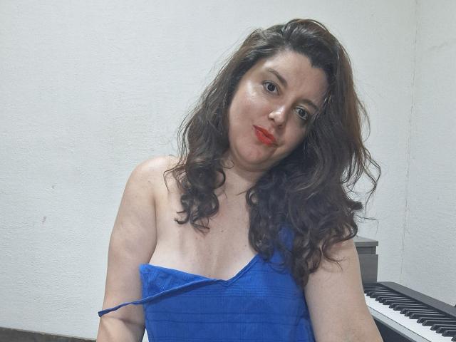 LaFrancaiseJessy - Live sex cam - 23093689