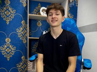 JakeDavins - Sexe cam en vivo - 23093989