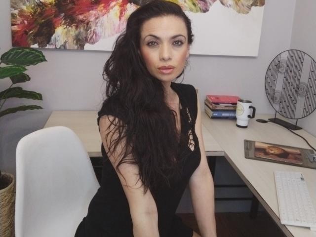 AfroditaRgenis - Sexe cam en vivo - 23095393