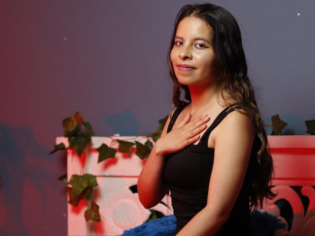 JuliaWaine - Live sex cam - 23095481