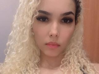 MelissaMiam - Live sex cam - 23096937