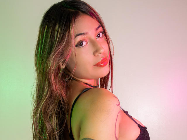 KatianPierce - Live porn &amp; sex cam - 23096957