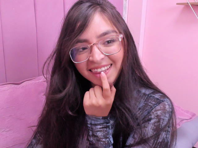 EvaMcAllister - Live sex cam - 23101421