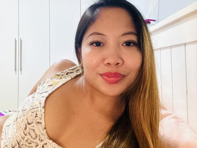 Blossom69s - Live sex cam - 23101873