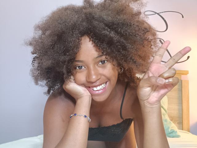 LaMetisseFrenchy - Live porn &amp; sex cam - 23105641