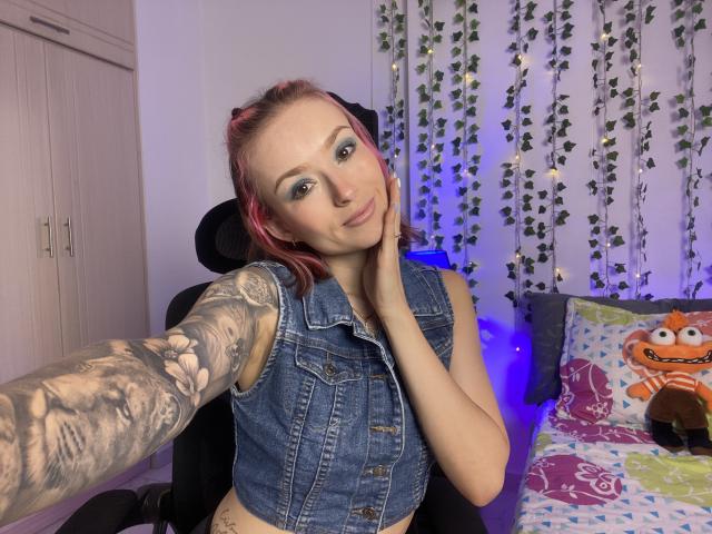 LyssaRou - Live sex cam - 23107465