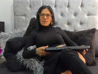 AmelieBlake - Live porn &amp; sex cam - 23110213