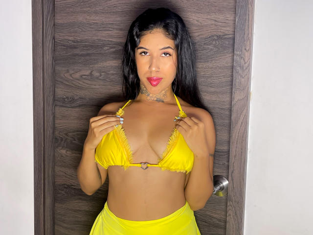 Chanelly - Live sex cam - 23110569