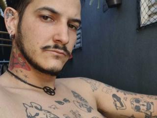 VenusandSata - Live sex cam - 23112653