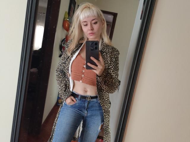 SaraleePoison - Sexe cam en vivo - 23118393