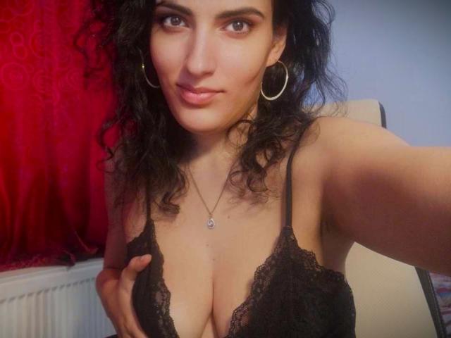 AddictedToUTS - Sexe cam en vivo - 23120117