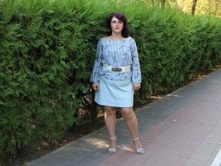 LuciaMii - Live sex cam - 23121349