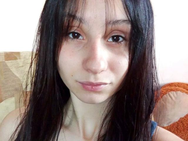 DianaGeil-hot - Live sex cam - 23121977
