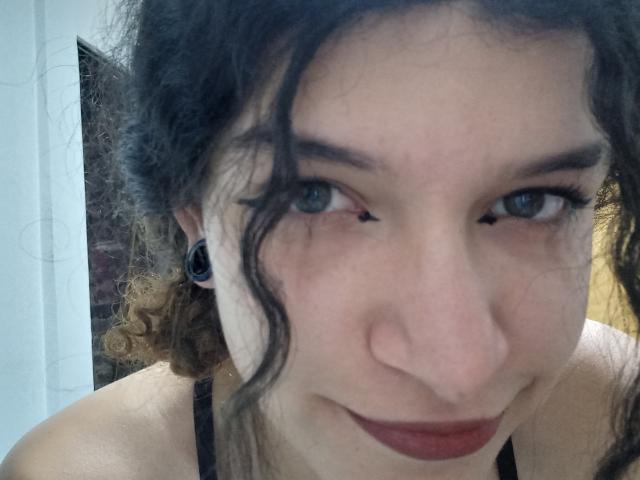 WendyBeckettX - Live sex cam - 23127925