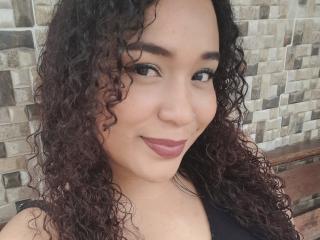 AzalehaMillers - Live porn &amp; sex cam - 23128265
