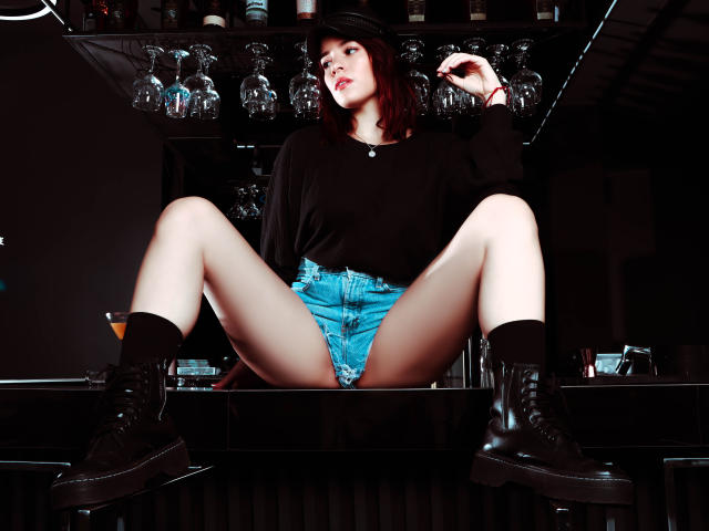 MiaTabasco - Live sex cam - 23129721
