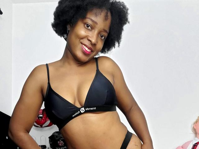 ChelseyeBonny - Live porn &amp; sex cam - 23131281