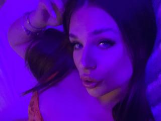 IvyRowa - Live sex cam - 23131397