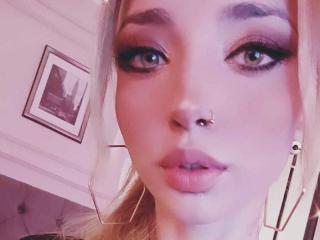 MiahParker - Live sex cam - 23133573