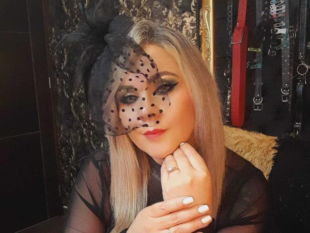 VictoriiaGray - Live porn &amp; sex cam - 23135861