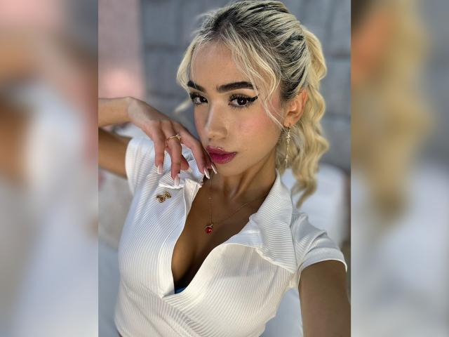 ChristieGarci - Sexe cam en vivo - 23136301