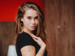 AvaHoney69 - Sexe cam en vivo - 23136517