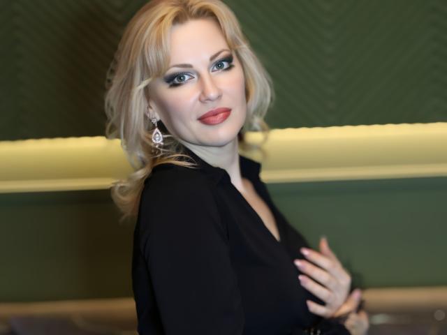 NatalyFoxy69 - Sexe cam en vivo - 23137469