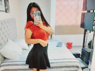 EmilyKingsley - Live sex cam - 23137913