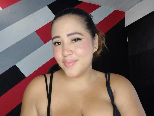 IamAhYours - Live sex cam - 23138125