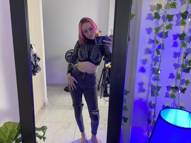 LyssaRou - Sexe cam en vivo - 23141405